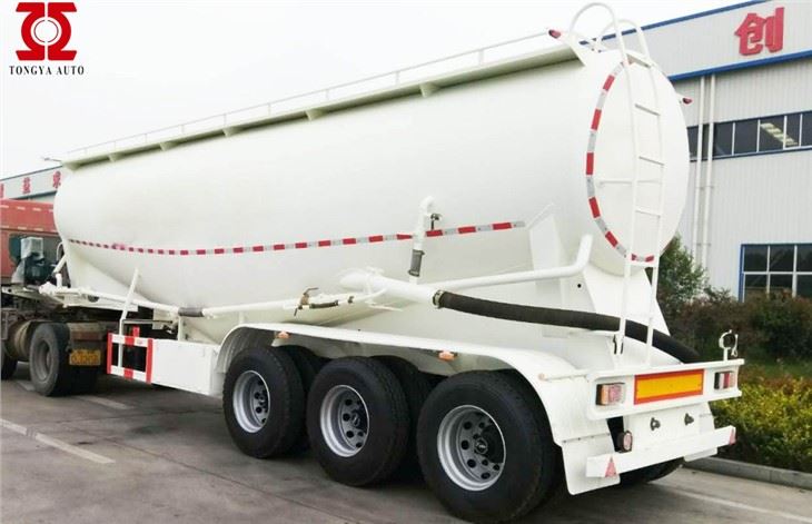 Trelè Tanker pou Siman
